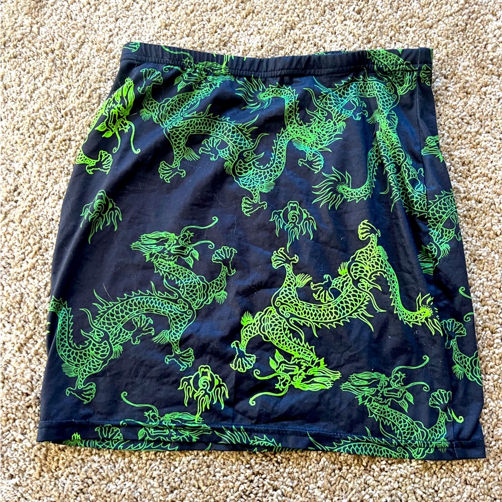 Dragon skirt -Forever21